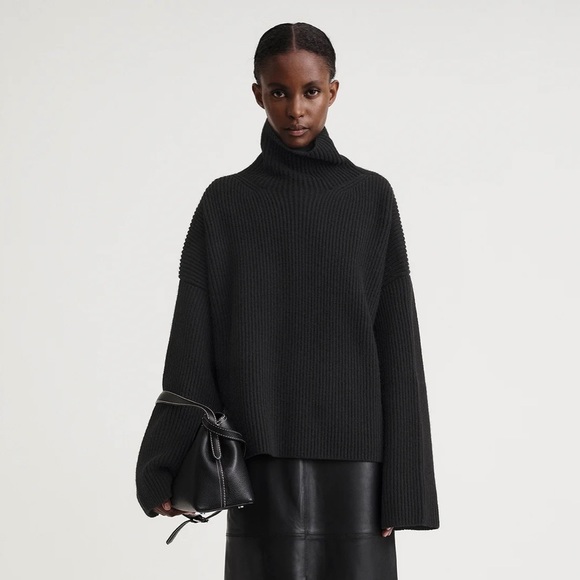 Toteme Sweaters - Toteme black turtleneck S